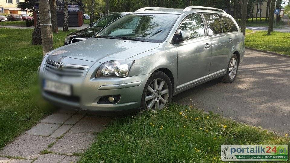 Zmniejsza się liczba upomnień i kar