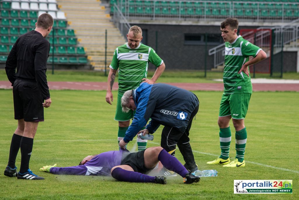 Karkonosze wygrywaja 4:1... lepsi o klasę od przeciwnika