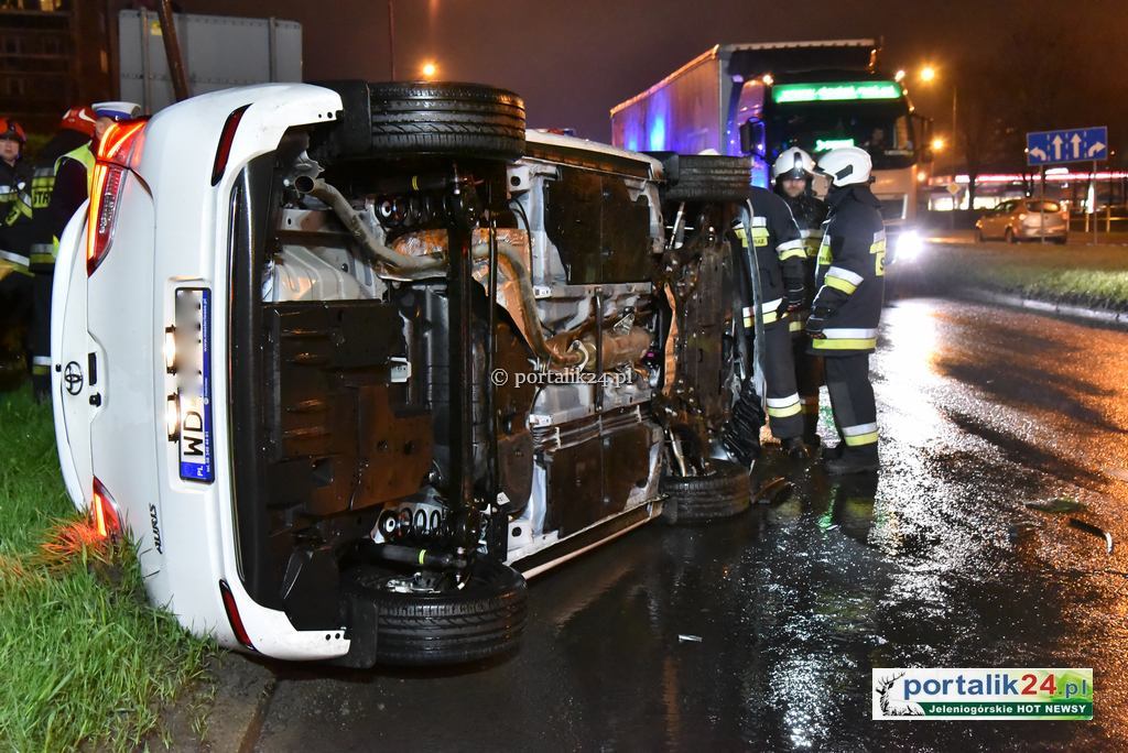 Groźnie wyglądająca kolizja... cudem nikt nie ucierpiał